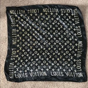Louis Vuitton Scarf